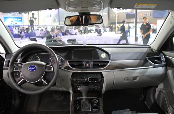 一万左右江淮瑞风a60,江淮瑞风a60对比a6