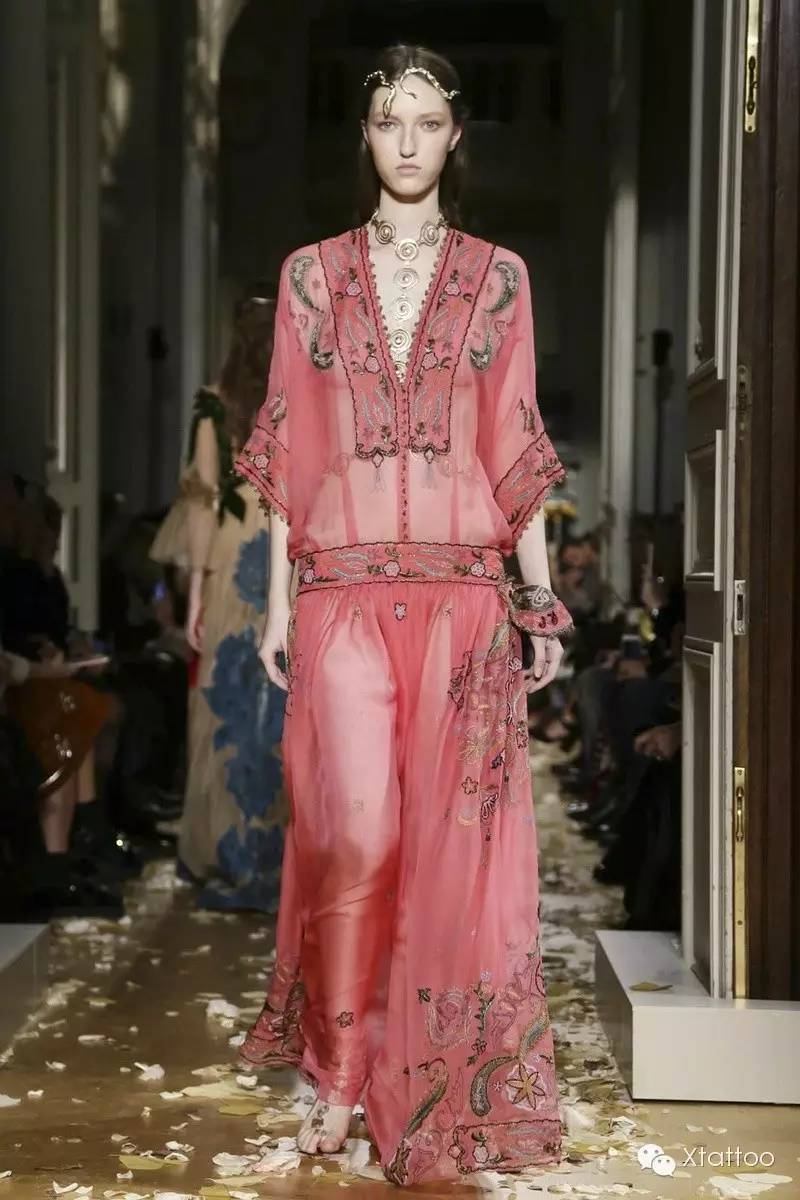 2016秋冬高定时装周,阿玛尼春夏高定2016