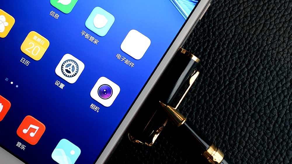 华为平板m3几时出来的,华为m3平板和m3青春版有什么区别