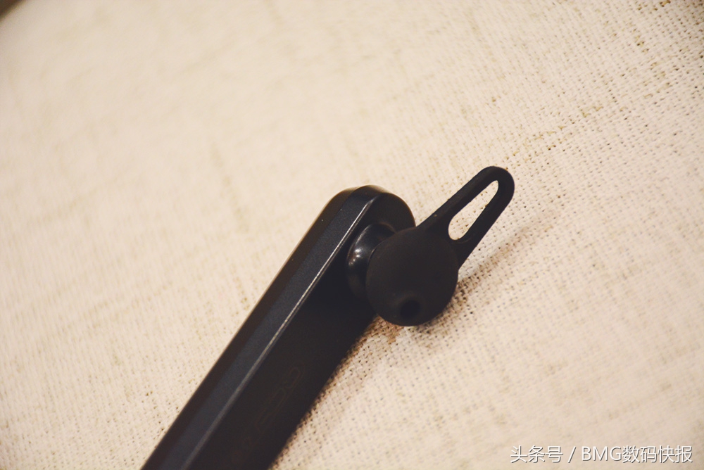 qcyq30c鏃犵嚎钃濈墮鑰虫満,qcy-q30鑰虫満