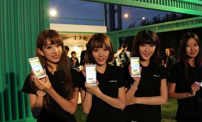 oppo超感三摄和超清三摄,oppo横向双摄像头手机有几款