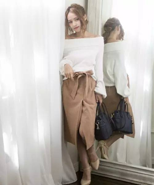 浅草绿针织衫如何搭配,春季针织衫好物推荐