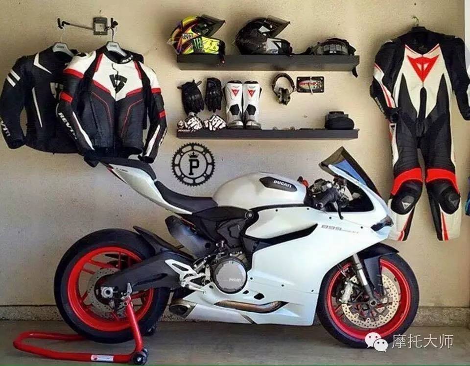 女生都喜欢杜卡迪吗,现实中遇见杜卡迪