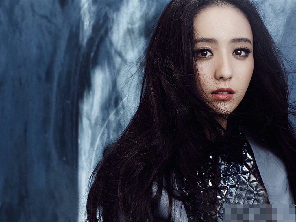 佟丽娅三万元狐狸毛皮被指太残忍引发网友撕逼