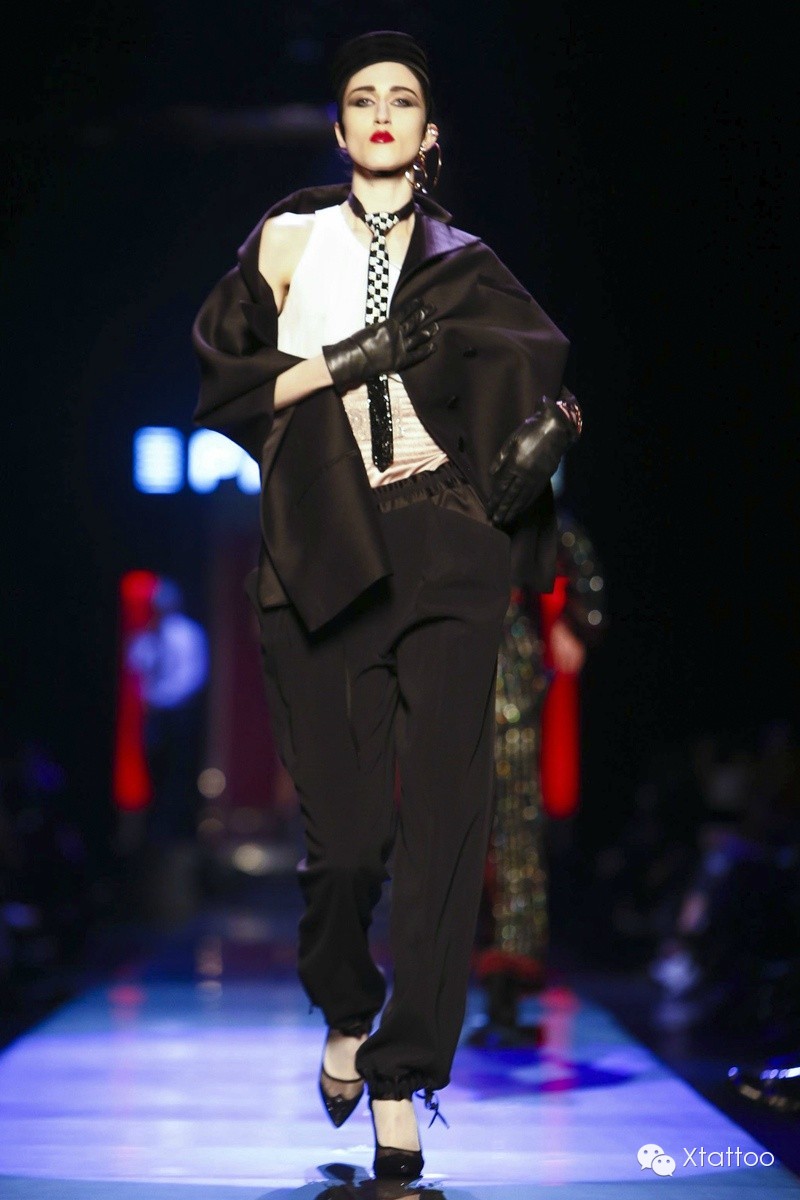 2016秋冬高定时装周,阿玛尼春夏高定2016