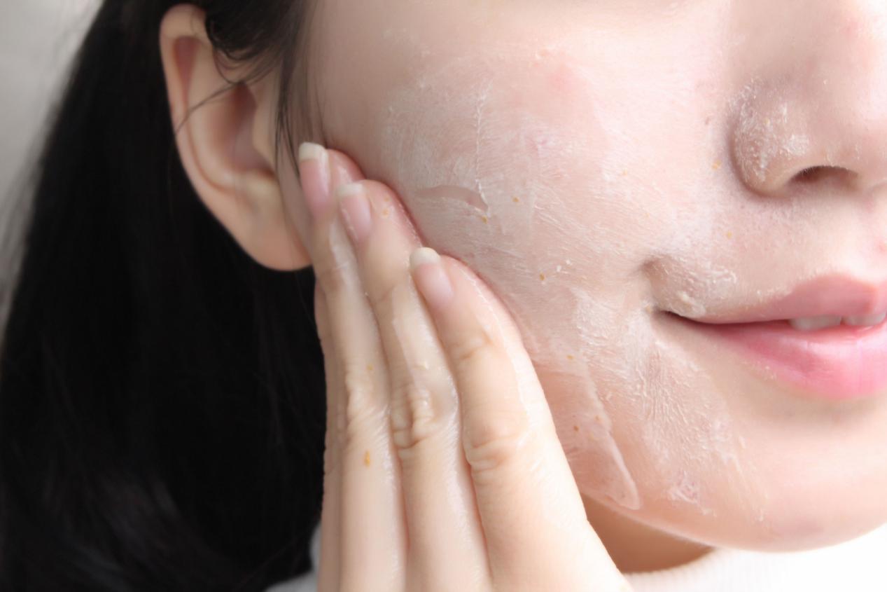 一起大战冬天这个磨人小妖精，护肤大合集~