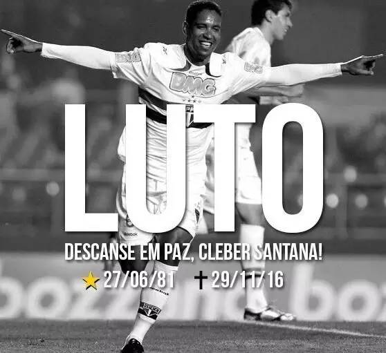 梅西祈祷完整版,梅西乘坐飞机在上空盘旋