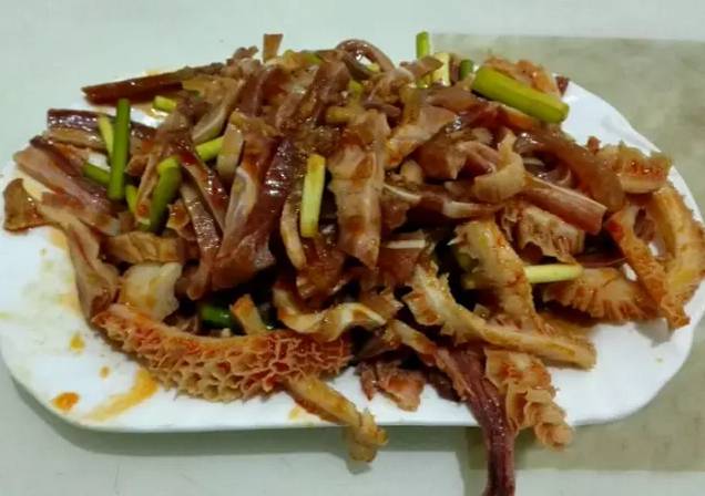 郑州7条最出名的美食巷子！藏得最深的50家店全都给你挖出来了！