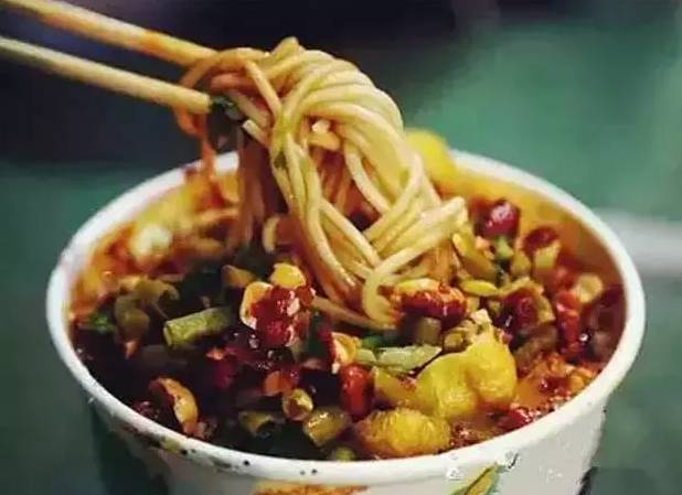 郑州7条最出名的美食巷子！藏得最深的50家店全都给你挖出来了！