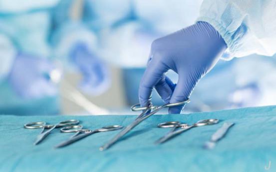 顺产挨刀么,顺产侧切好痛苦