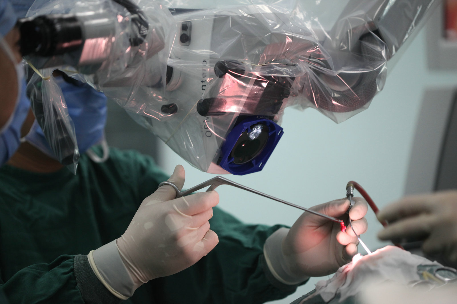 神经外科纪实视频,显微神经外科手术费用