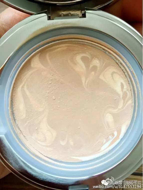 爱敬水粉霜13号和21号的区别 (爱敬水粉霜干皮怎么样)