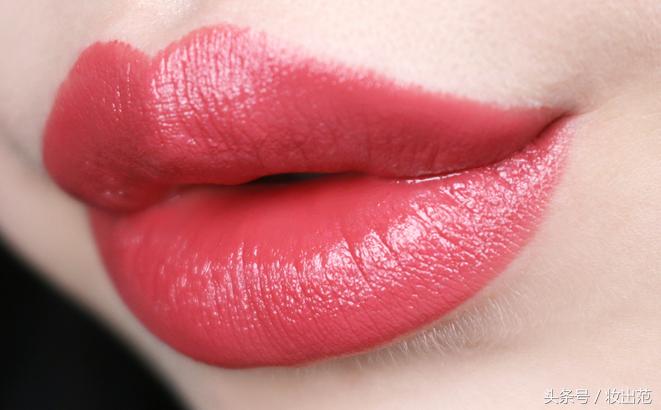 扒一扒《锦绣未央》唐嫣同款雅诗兰黛口红试色