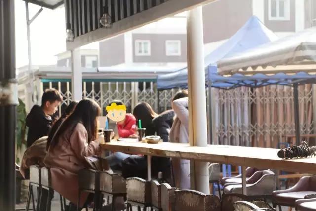 成都锦城学院大学最大食堂,川大锦城学院7个食堂