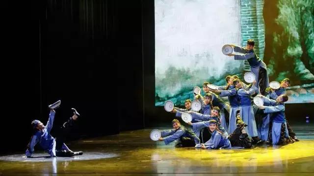 豆汁儿北京小吃,豆汁儿北京豆汁