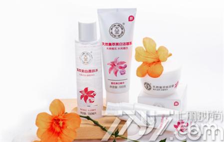 大宝的面霜好用吗,大宝的产品好用吗