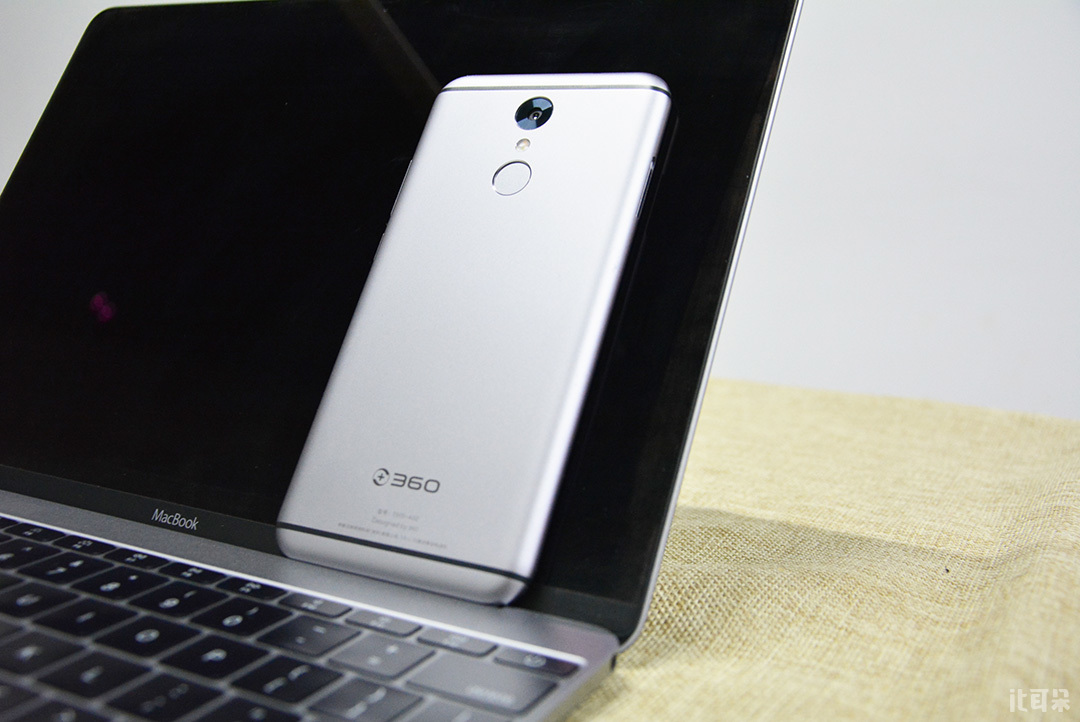 续航超强的神器,续航可超300km的代步利器