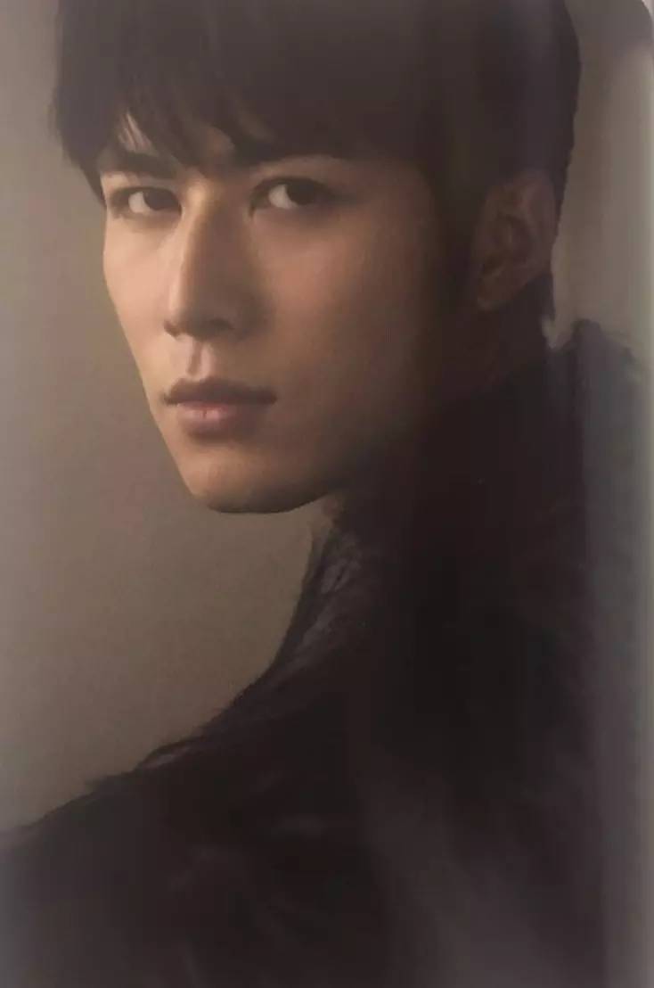 郭敬明访谈谈喜欢的异性,陈学冬郭敬明谁是卧底