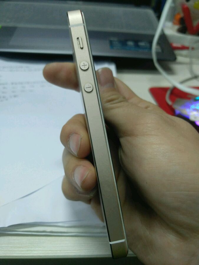 3000块收来的苹果手机,300块回收8p