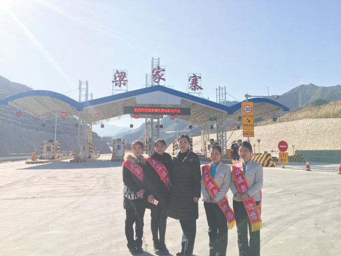 大汖古村故事情节视频,大汖温泉破毒