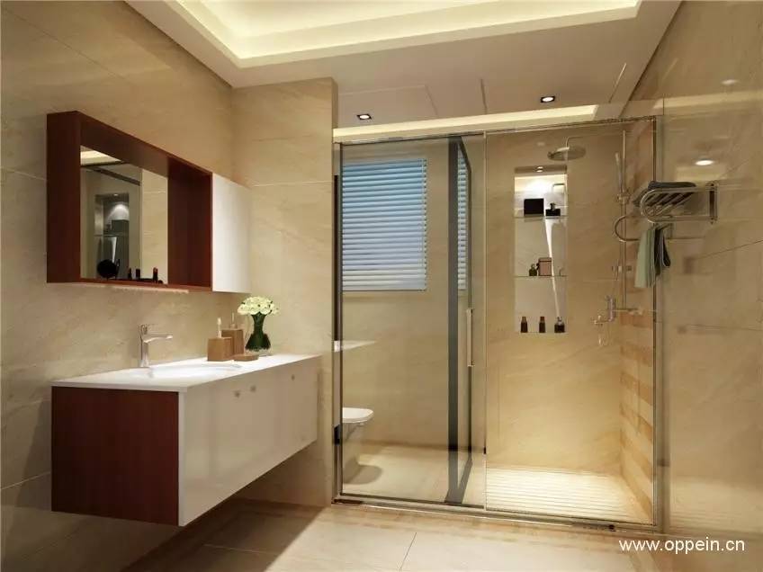 浴室用什么卫浴柜好,浴室杂乱无章