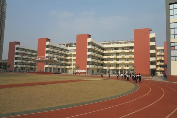 深圳这所中学厉害了,广东深圳最大的一所中学