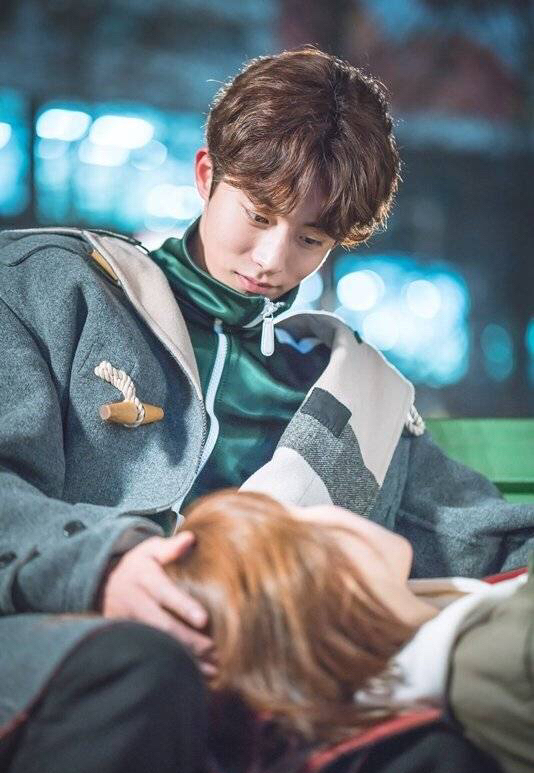 南柱赫偷吻李圣经935岁大叔仍保留天真