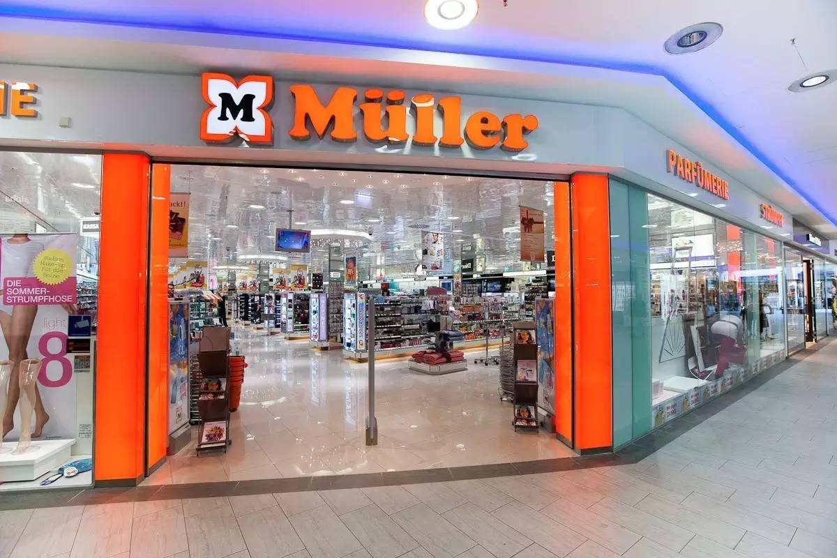 价格比代购还美好，这家只有28件单品的德国“万宁”要火！