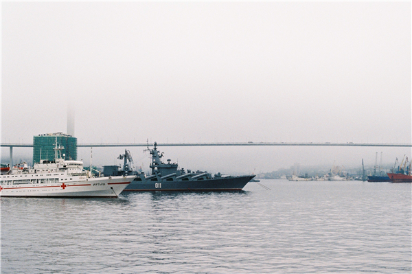 海参崴出口线路图,海参崴出海口和黑龙江的位置