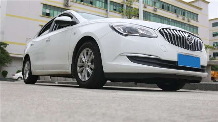 英朗装畅影CE导航模块加倒车后视，科技无处不在