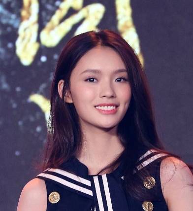 林允整牙却像整容？她是真的又整了啊！