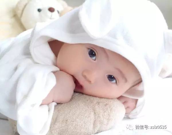 没有后脑勺可以留油头吗,有些人没有后脑勺