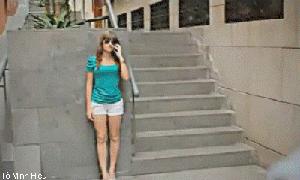 女汉子教你，飞机是这样打的