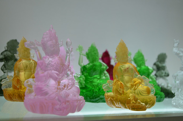 琉璃的功用,琉璃吊坠功效与作用