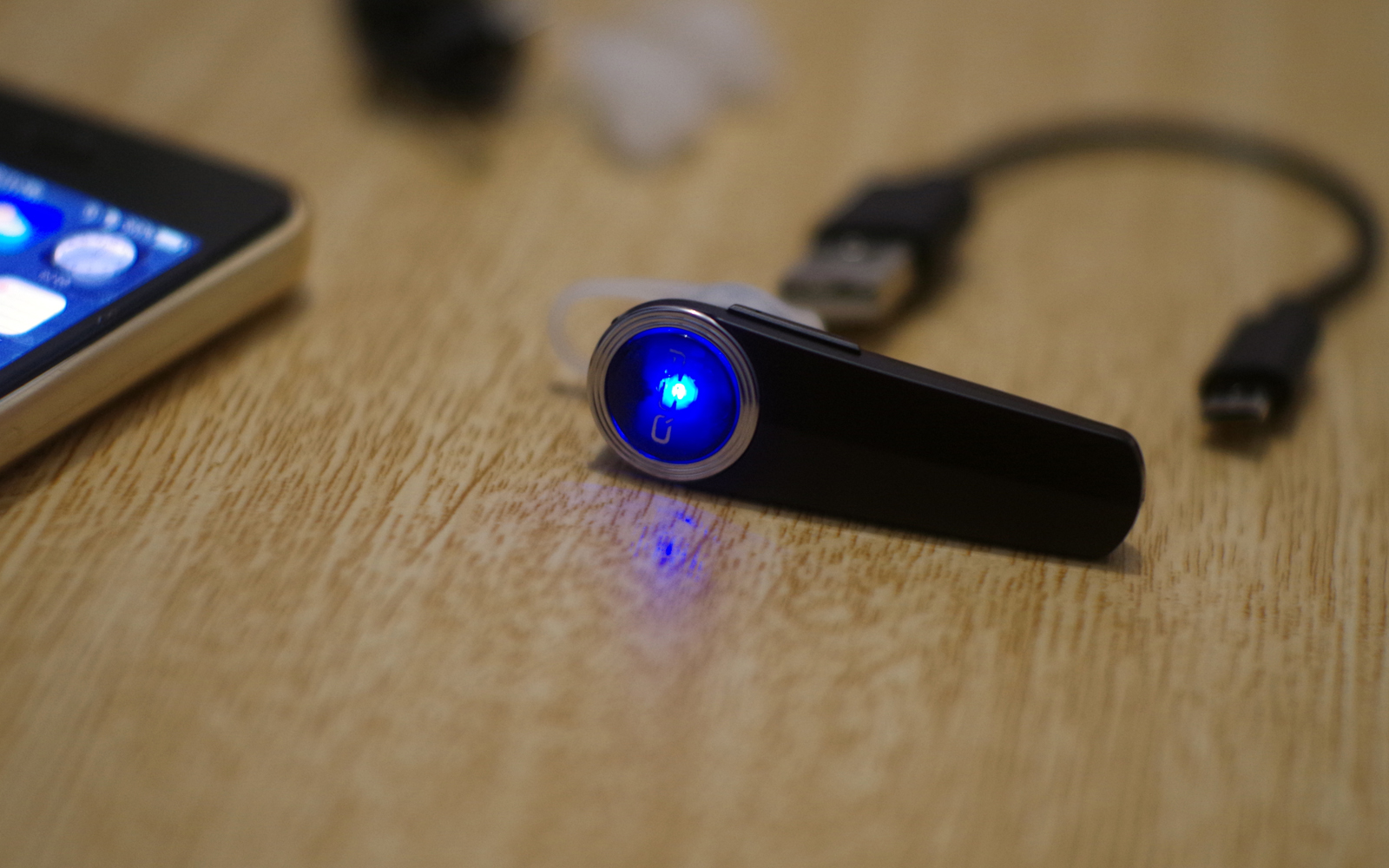 只需要29.9就能入手的蓝牙耳机QCYQ8体验