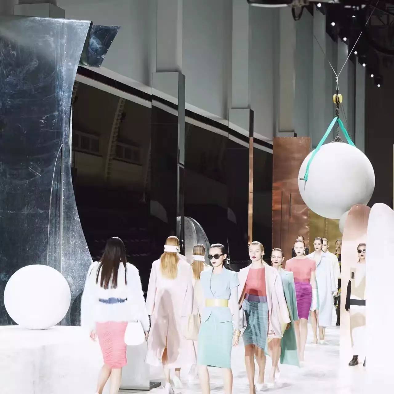 maxmara鏃跺皻绌挎惌,maxmara鐖变笂杩欎簺鑻变鸡鍗曞搧