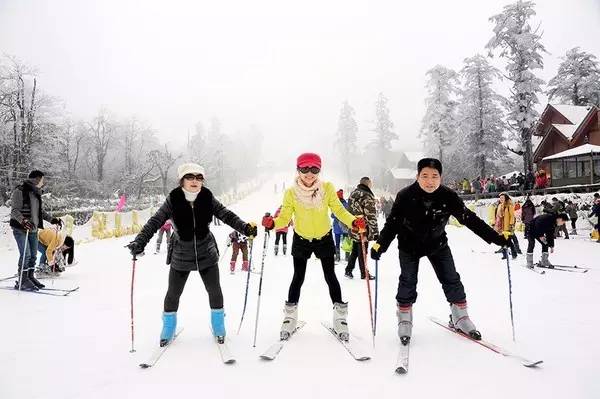 自由行去哪个滑雪场方便,松花湖滑雪一日游最佳攻略