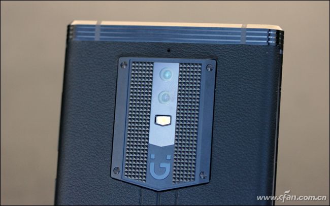 金立6999元,499元的金立手机2012年