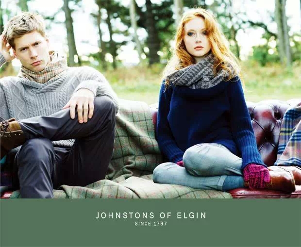 围巾穿出时髦范,时髦的围巾系法