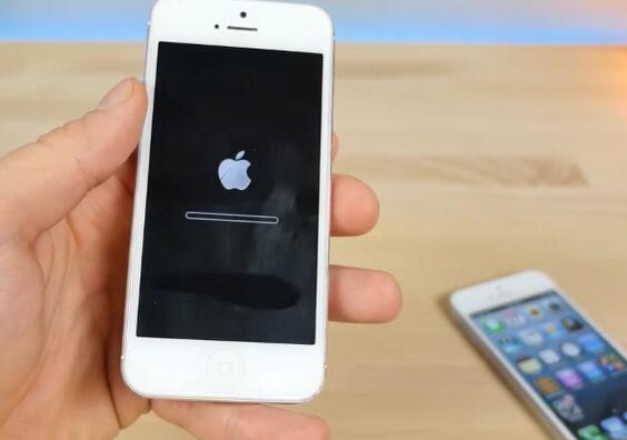 iphone安装双系统好不好,iphone也能像安卓那样安装软件