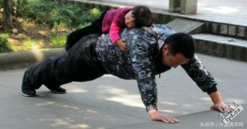 姊撳北娼ご濂冲効鍑哄珌,姊撳北娼ご鍑哄珌濂冲効