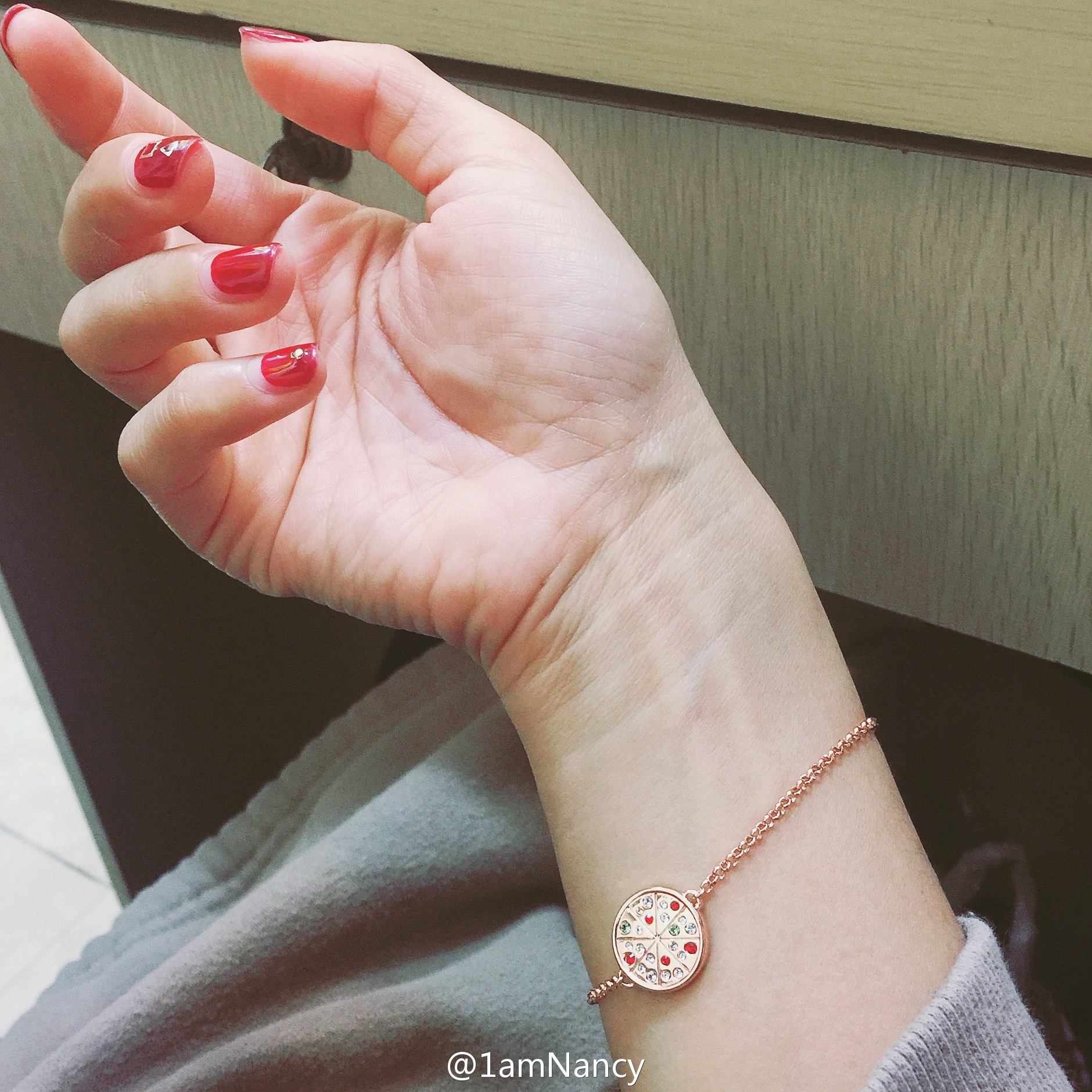 必胜客内场做披萨难不难,必胜客强推披萨