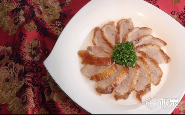 黑科技抬头显示器无线大屏最新款,黑科技多功能投影