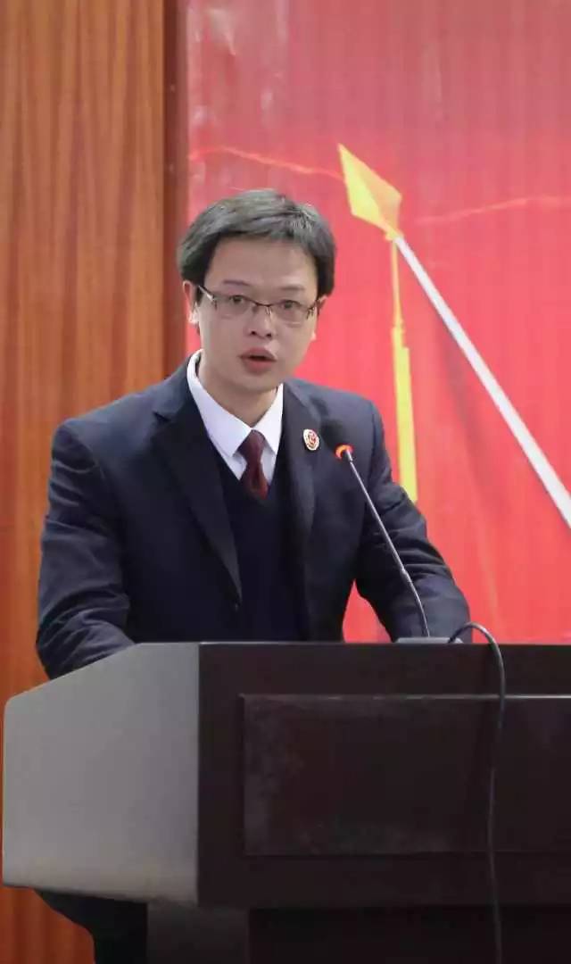 工作做得简单怎么表达,如何上台分享自己的工作经验话术