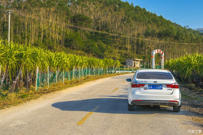 起亚k32015款1.6l自动gls,2013款起亚k3行驶16万公里能买吗