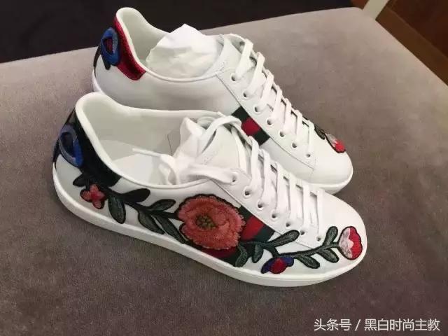 现在的你是否还缺双小白鞋,每个人都应该有一双小白鞋