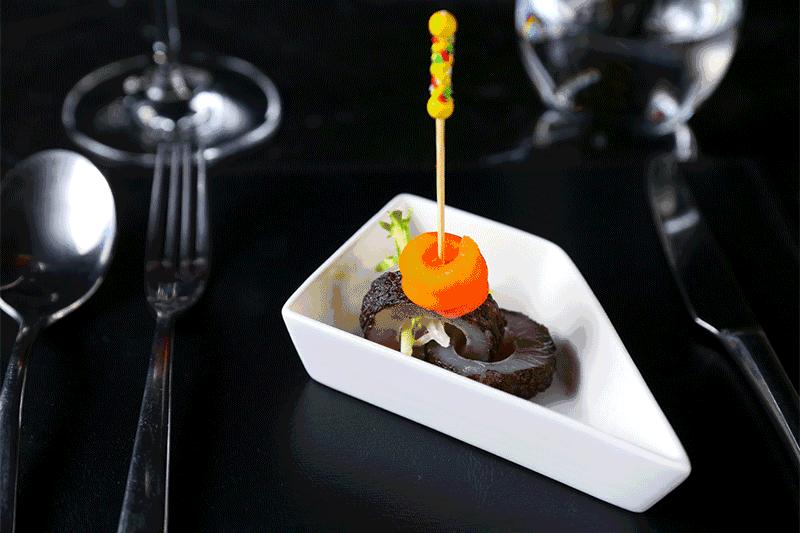 下关高颜值男服务员,招聘高颜值男服务员