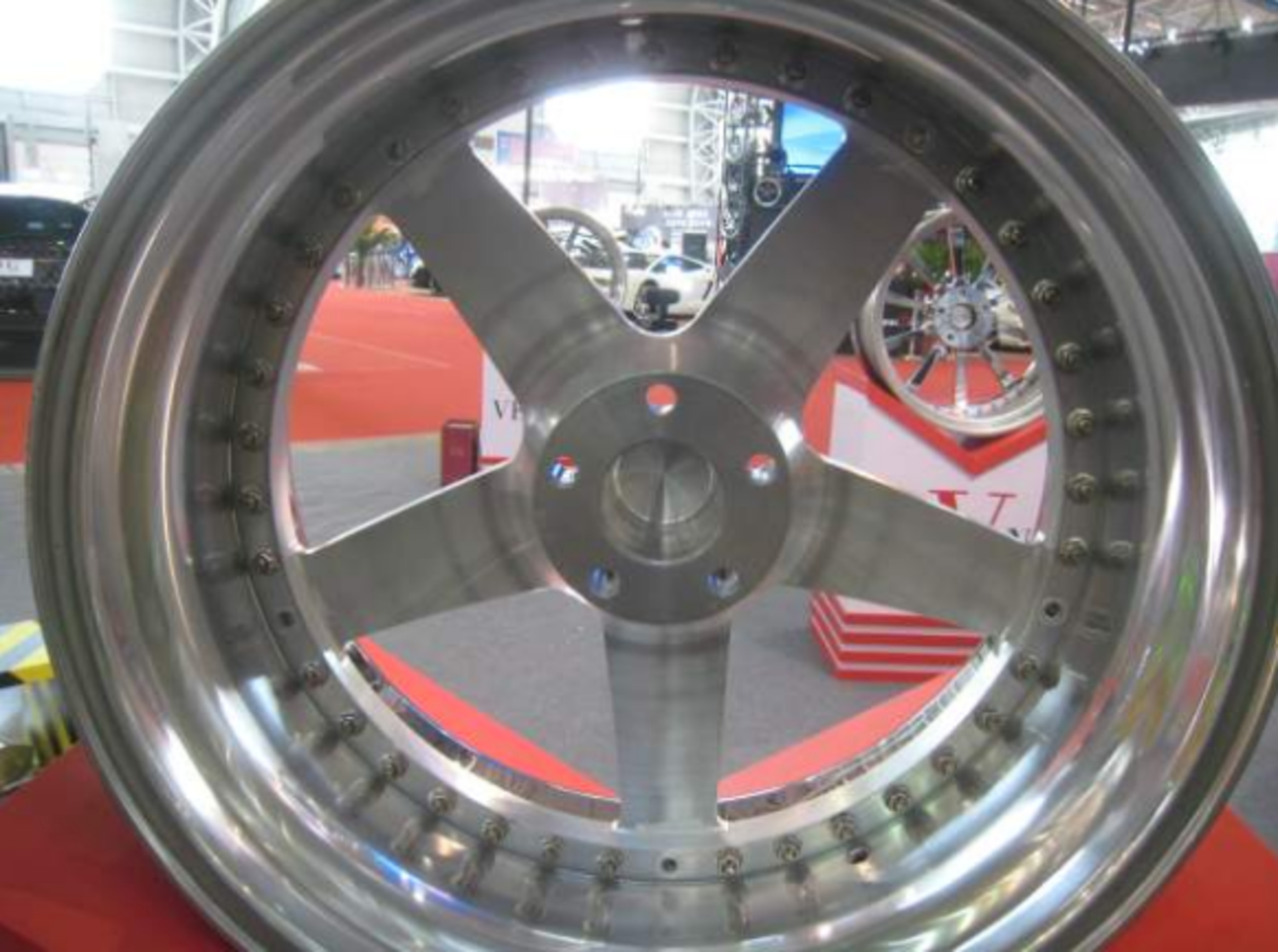 一片式轮毂做两片式轮毂效果,轮毂一片式和两片式