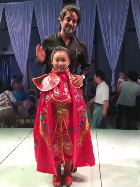 天使新星文化传媒小明星代言人之任怡嘉、王菁昕