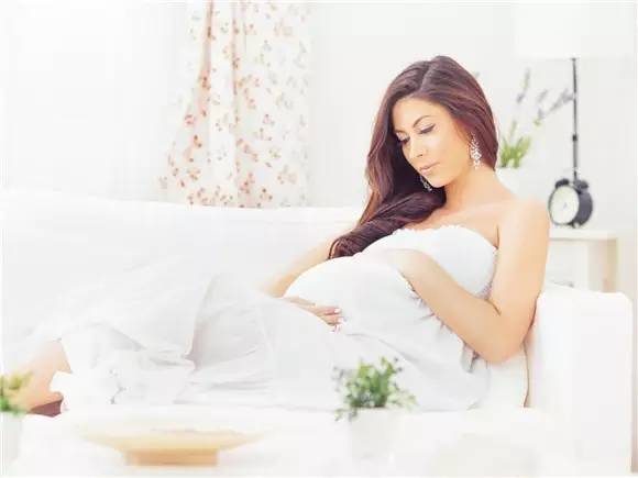 孕期牙齿常见问题,孕期准妈妈常见的四个心理问题